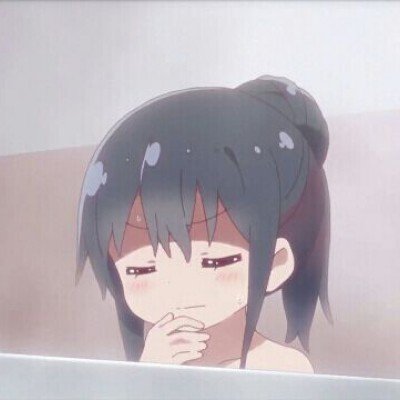 年轻人扫墓主打一个祭品硬核